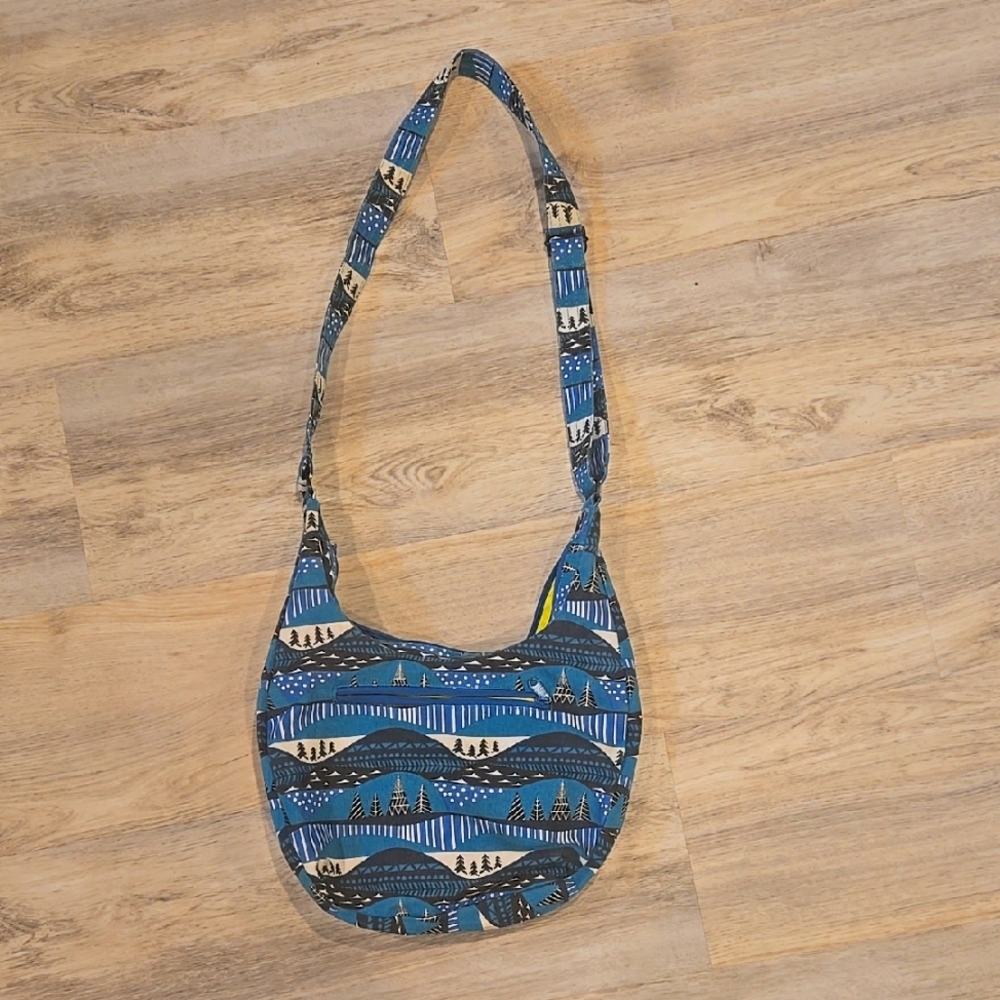 Kavu Zip Hobo Bag